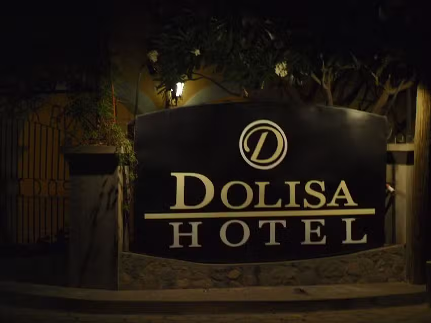 Hotel Dolisa & Trailer Park