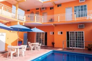 Hotel El Camar&oacute;n