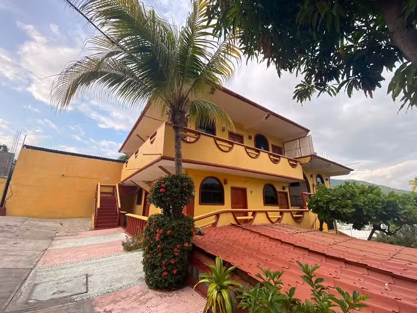 Hotel El Capricho Zihuatanejo