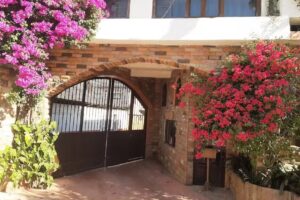 Hotel El Cipr&eacute;s