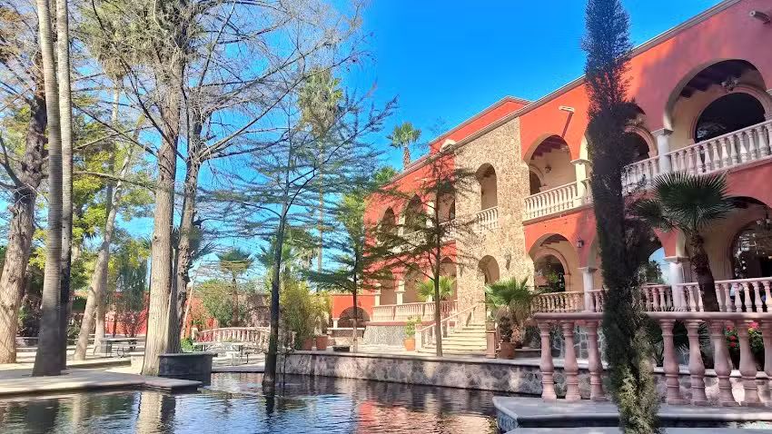 Hotel El Para&iacute;so