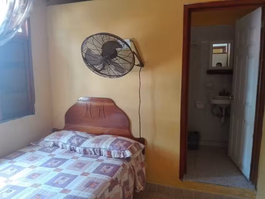 Hotel Familiar Arenas