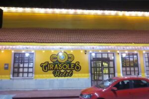 Hotel Girasoles