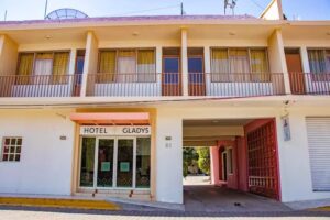 Hotel Gladys