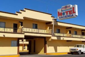 HOTEL HACIENDA