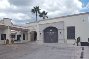 Hotel Hacienda del Real & Casa Real coffee restaurant