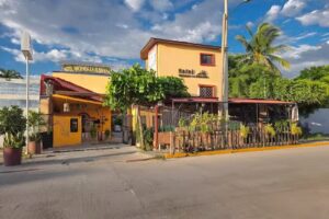 Hotel Hacienda la Alborada