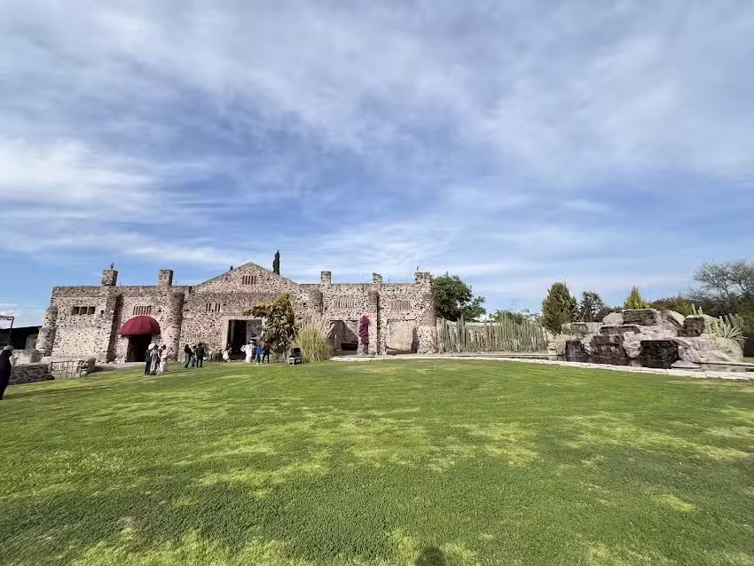 Hotel Hacienda SACAL