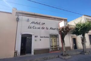 HOTEL LA CASA DE LA ABUELITA