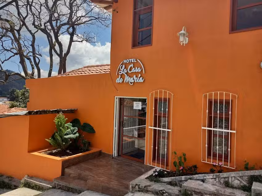 Hotel La Casa De Maria