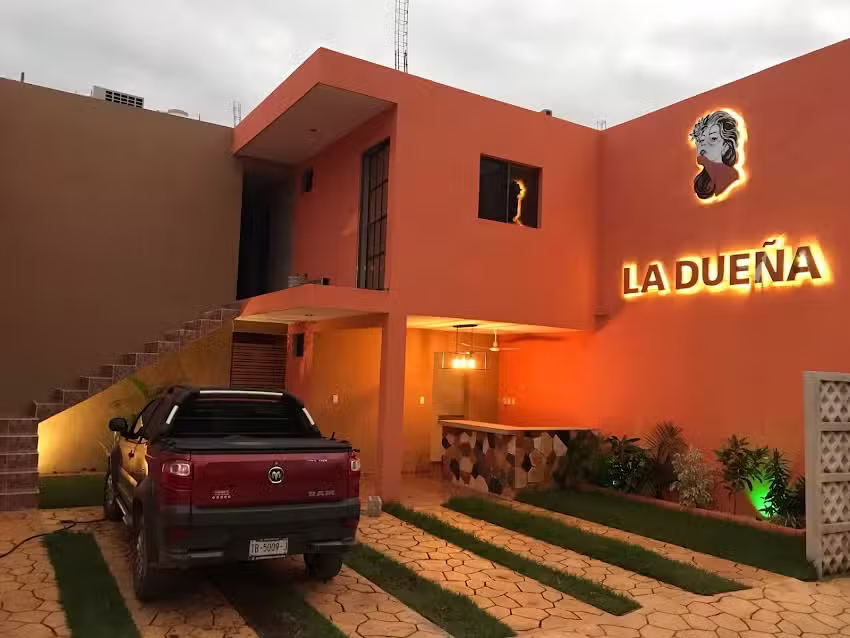 Hotel La Due&ntilde;a