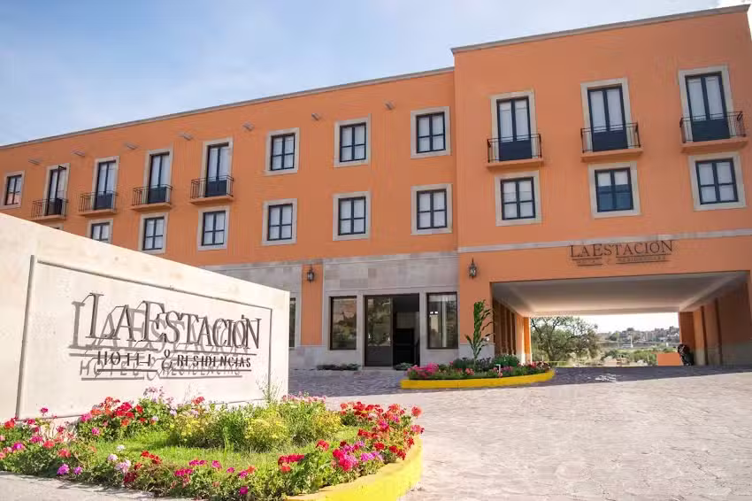 Hotel La Estaci&oacute;n