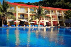 Hotel La Quinta Gran Bah&iacute;a Cuastecomates