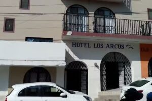 Hotel Los Arcos