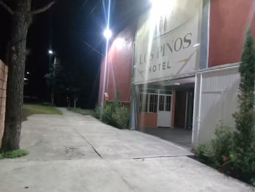 Hotel los.pinos el Esquilon predio la virgen