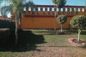 Hotel los reyes