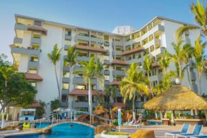 Hotel Luna Palace & Suites