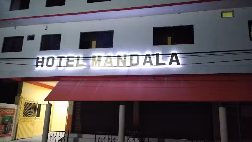 Hotel M&aacute;ndala jojutla