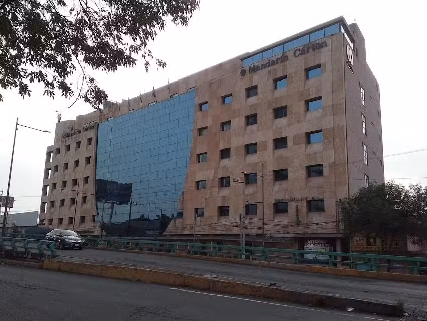 Hotel Mandar&iacute;n C&aacute;rton