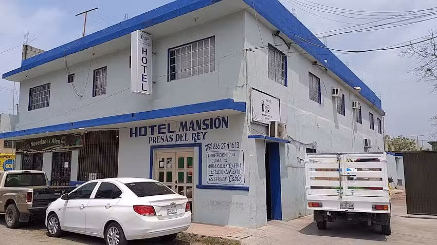 hotel mansion presas del rey