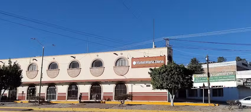 Hotel Maria Elena