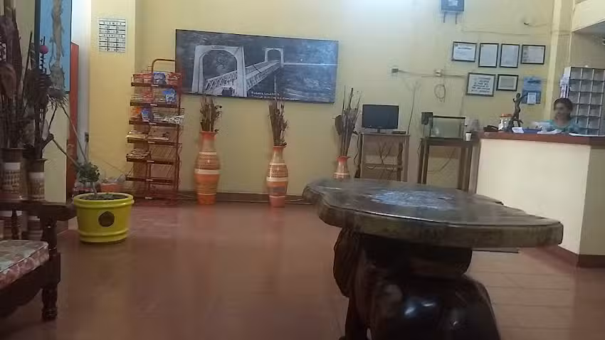 Hotel Mar&iacute;a Isabel