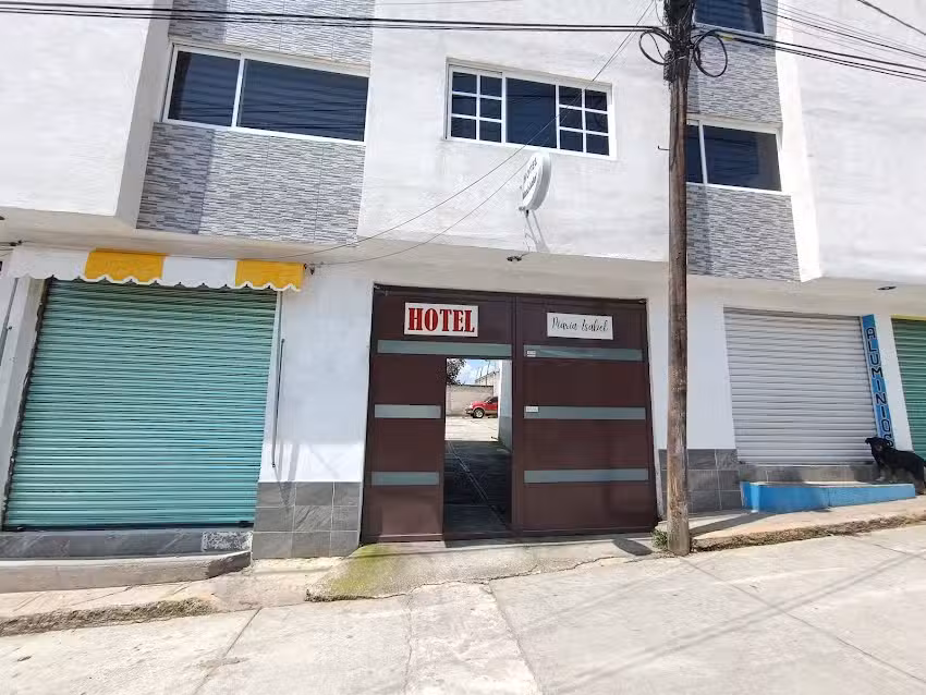 Hotel Mar&iacute;a Isabel