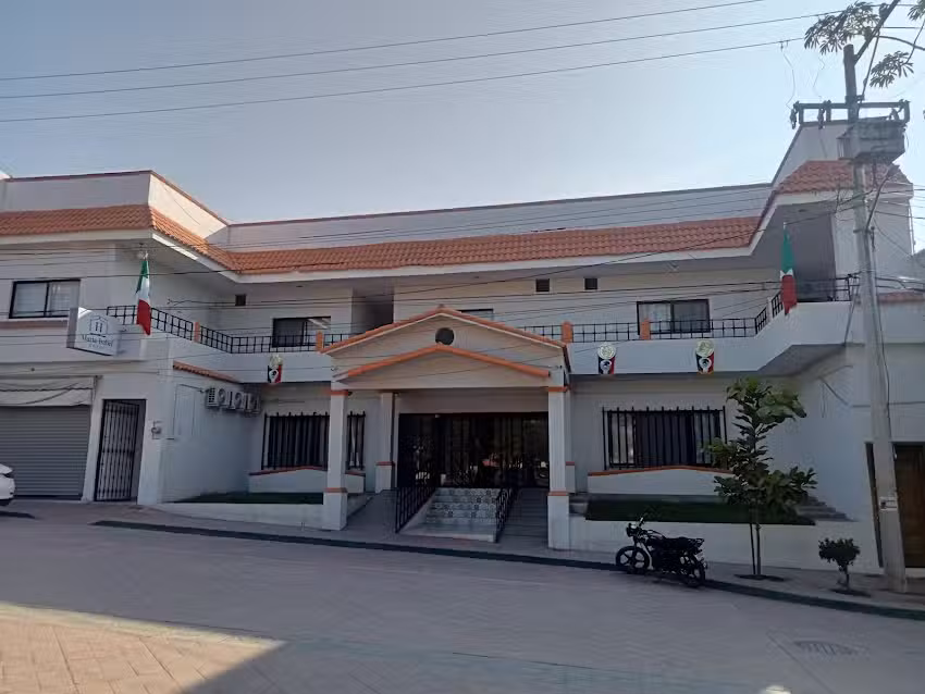 Hotel Mar&iacute;a Isabel