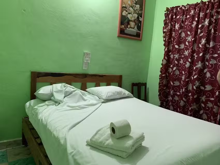 Hotel Mar&iacute;a Isabel