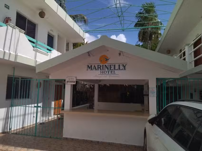Hotel Marinelly