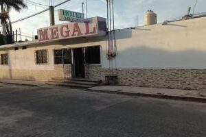 Hotel Megal