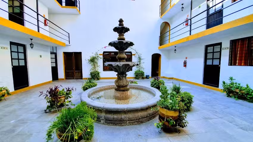 Hotel Meson de Isabel