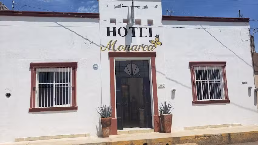 Hotel Monarca