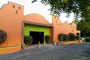 HOTEL & MOTEL HACIENDA DE VELAZQUEZ