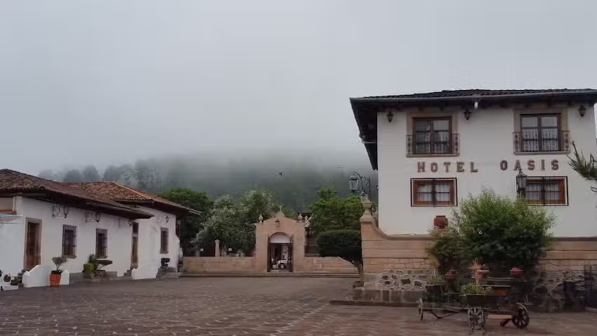 Hotel Oasis