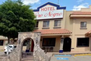 Hotel Oro Negro
