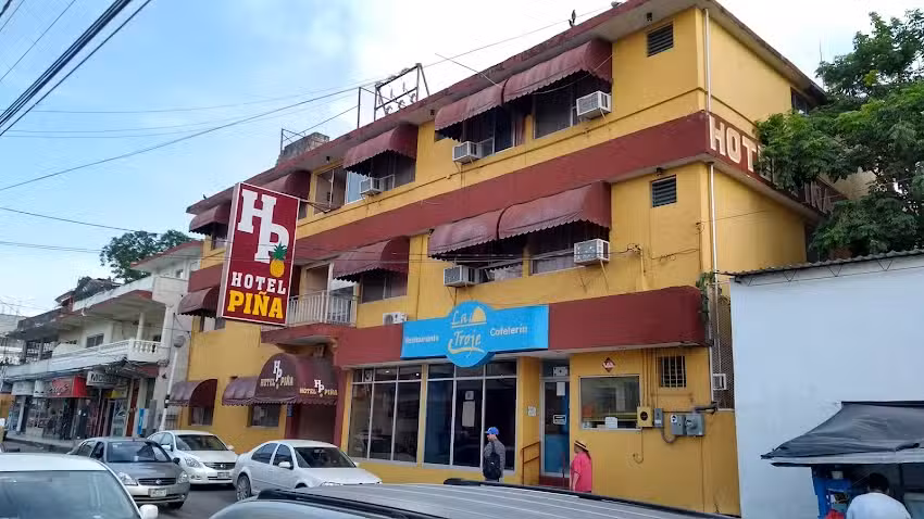Hotel Pi&ntilde;a