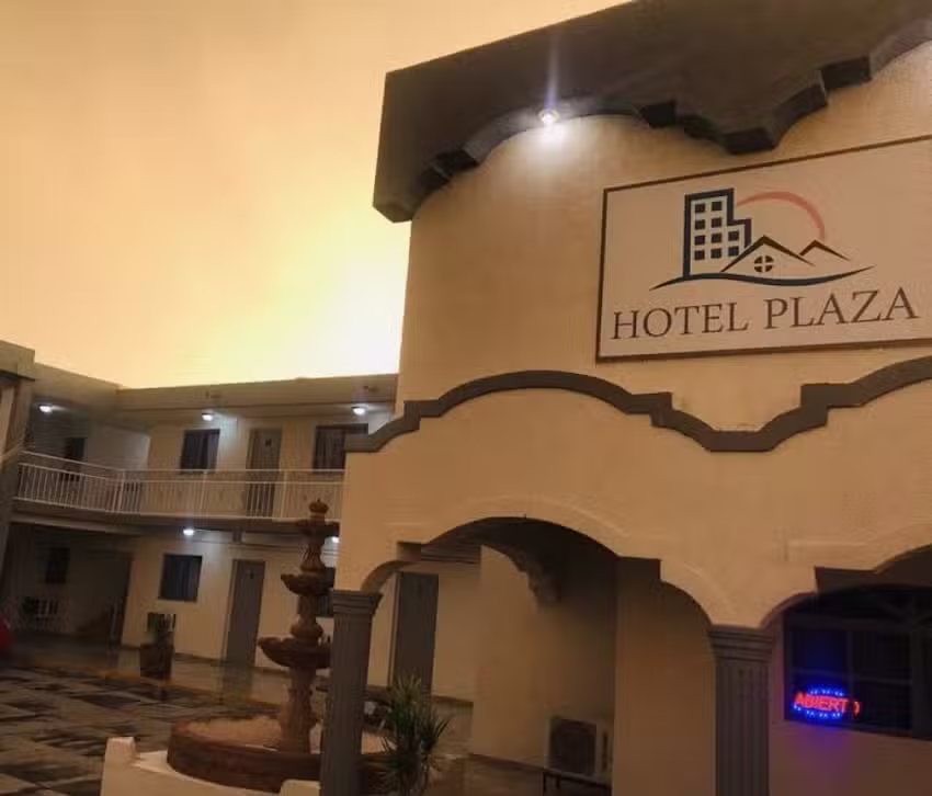 Hotel plaza
