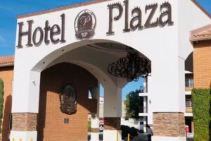 Hotel Plaza