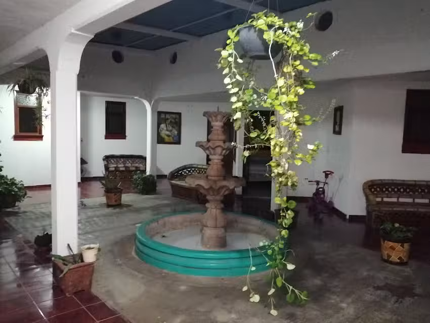 Hotel Plaza Eronharhini