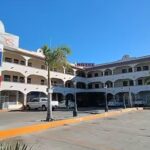 Hotel & Plaza Los Arcos