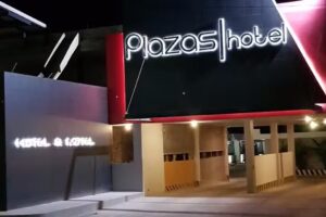 Hotel Plazas