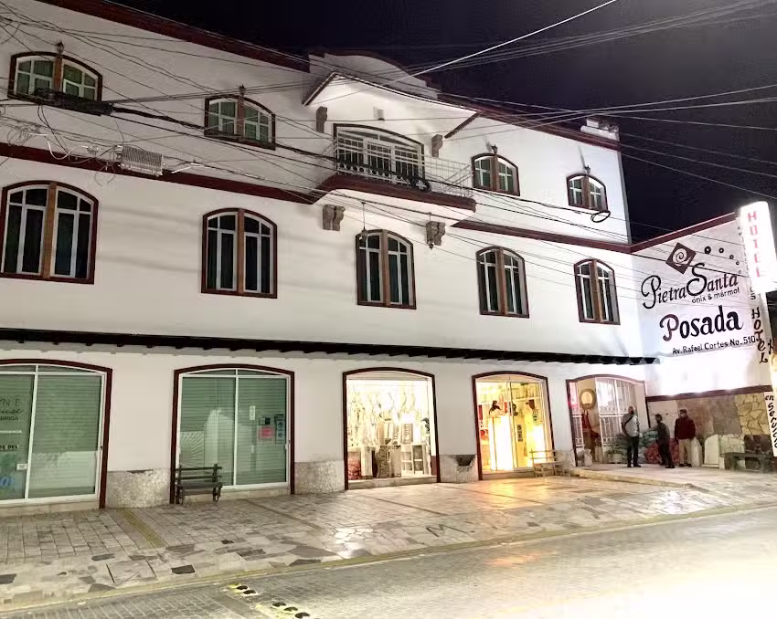 Hotel Posada Pietra Santa