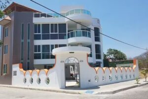 Hotel Queen Huatulco