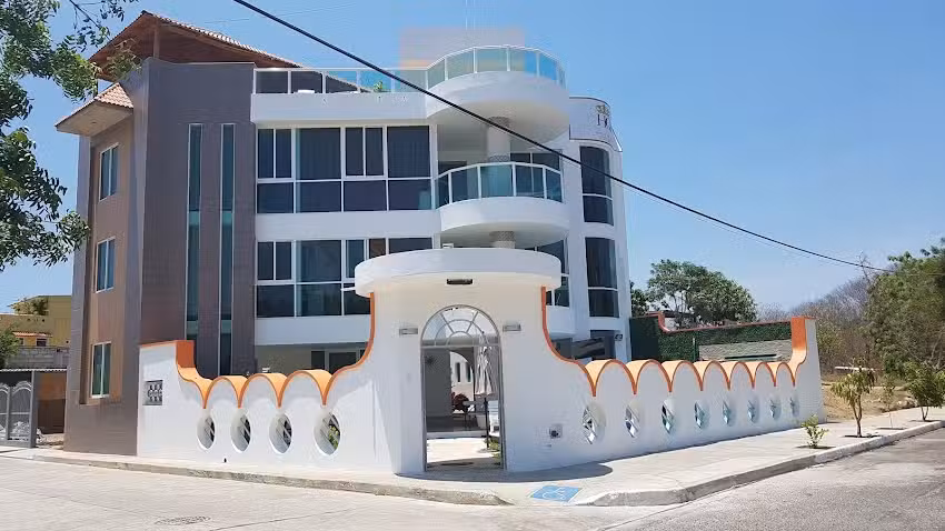 Hotel Queen Huatulco