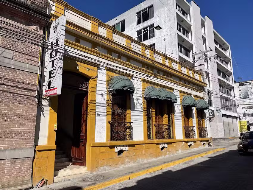 Hotel Real De Cort&eacute;s