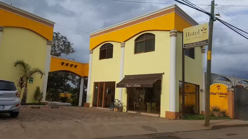 Hotel Real Mar&iacute;a