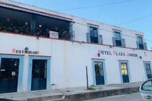 Hotel Restaurant Plaza Jard&iacute;n