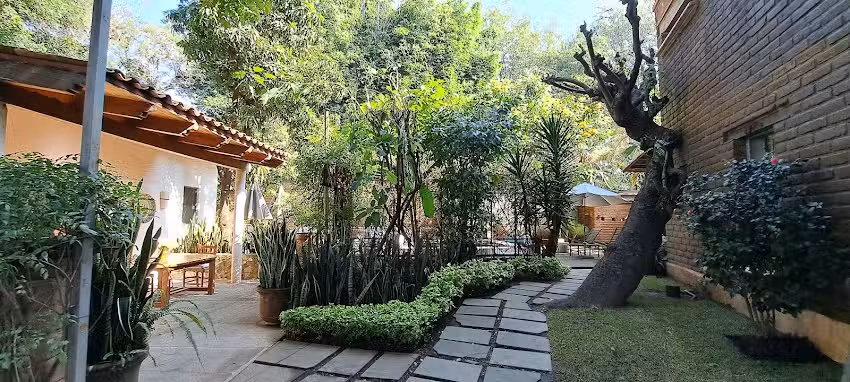 Hotel Restaurante Casa Limon