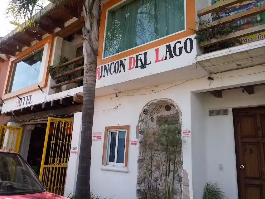 Hotel Rinc&oacute;n del Lago